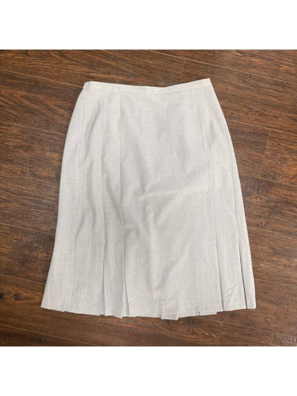 NAPA VALLEY GRAY PLEATED LINED SKIRT SIZE 14 Petite